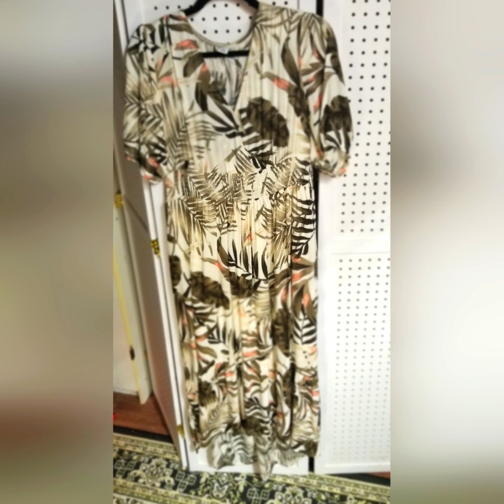 Old Navy long floral pattern dress
